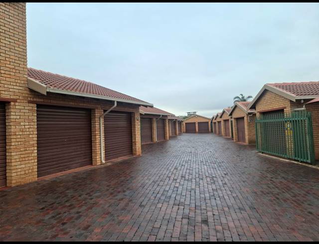 3 BEDROOM SECTIONAL TITLE FOR SALE IN NOORDHEUWEL